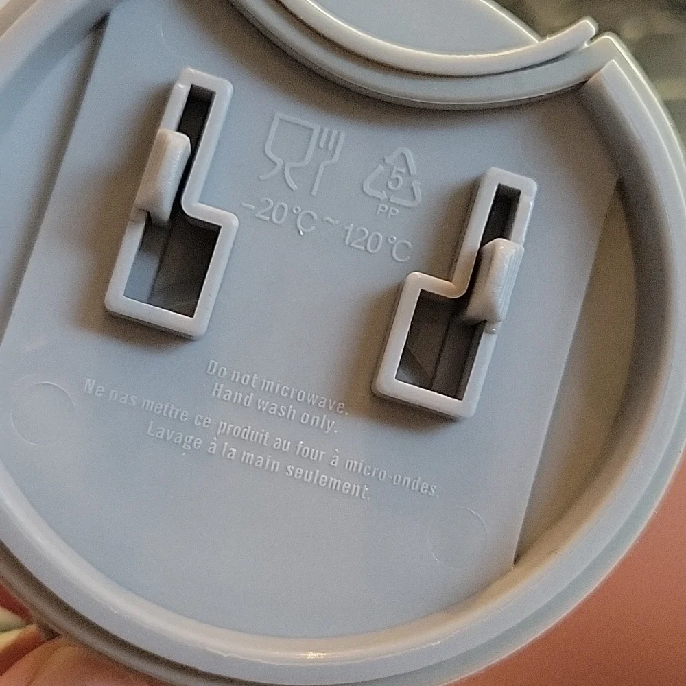 Disney Sleeping Beauty Tumbler & Lid Castle Ceramic travel 5 minutes more drink - Picture 4 of 7